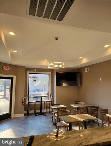 1050 S 4TH ST, Camden, NJ 08102