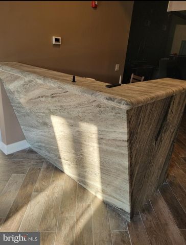 1050 S 4TH ST, Camden, NJ 08102