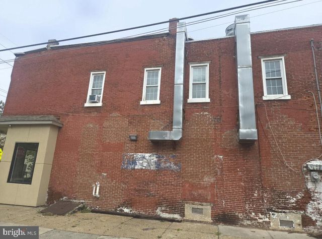 1050 S 4TH ST, Camden, NJ 08102