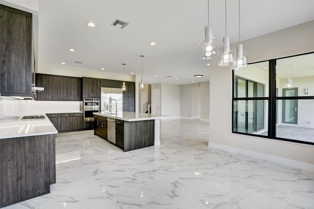 8553 Shoreacres St, Boca Raton, FL 33434