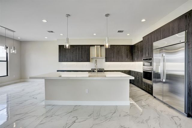 8553 Shoreacres St, Boca Raton, FL 33434