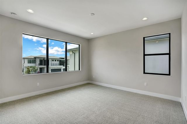 8553 Shoreacres St, Boca Raton, FL 33434