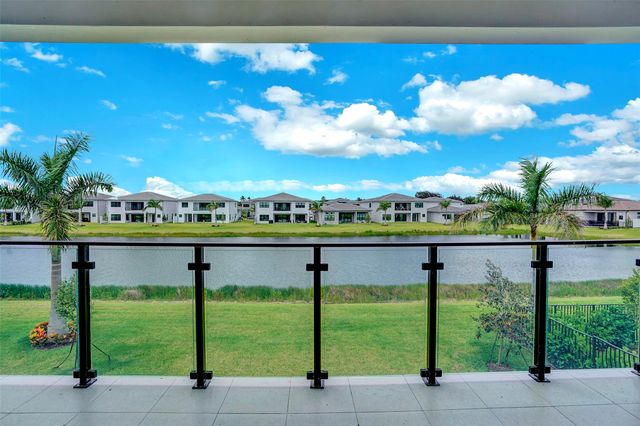 8553 Shoreacres St, Boca Raton, FL 33434