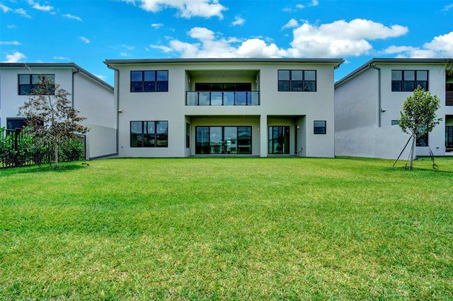 8553 Shoreacres St, Boca Raton, FL 33434