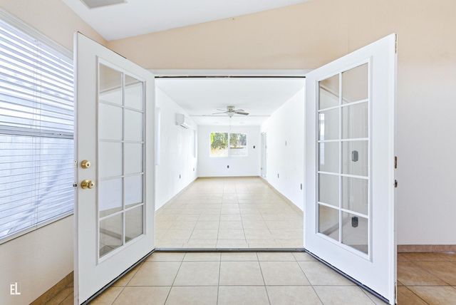 8431 W Wethersfield Road, Peoria, AZ 85381