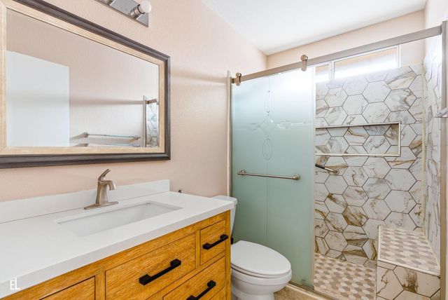 8431 W Wethersfield Road, Peoria, AZ 85381