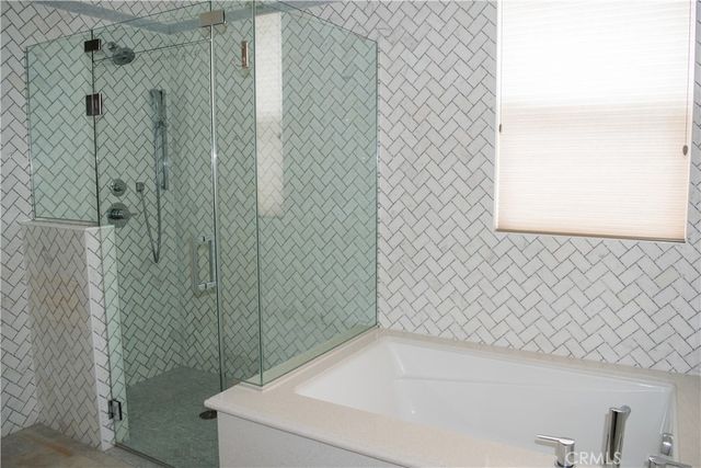 12705 W Bluff Creek Drive 2, Playa Vista, CA 90094