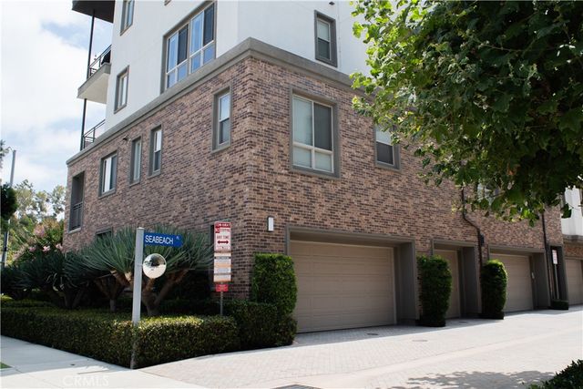 12705 W Bluff Creek Drive 2, Playa Vista, CA 90094