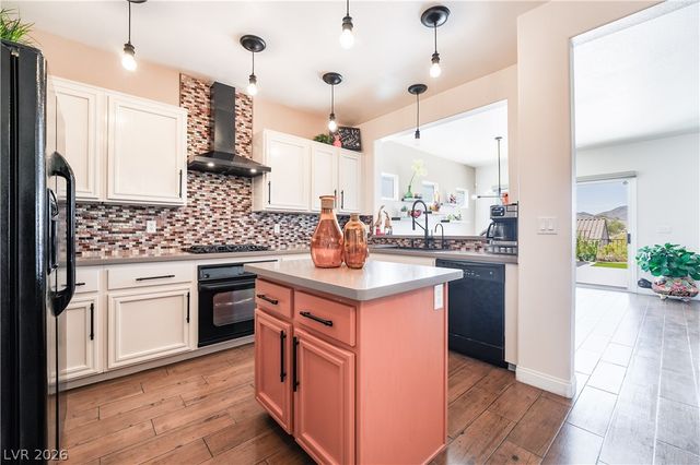 2893 Foxtail Creek Avenue, Henderson, NV 89052