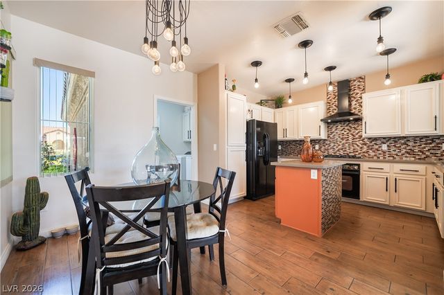 2893 Foxtail Creek Avenue, Henderson, NV 89052