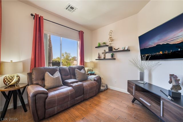 2893 Foxtail Creek Avenue, Henderson, NV 89052