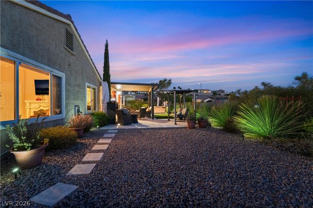 2893 Foxtail Creek Avenue, Henderson, NV 89052