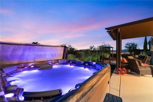 2893 Foxtail Creek Avenue, Henderson, NV 89052