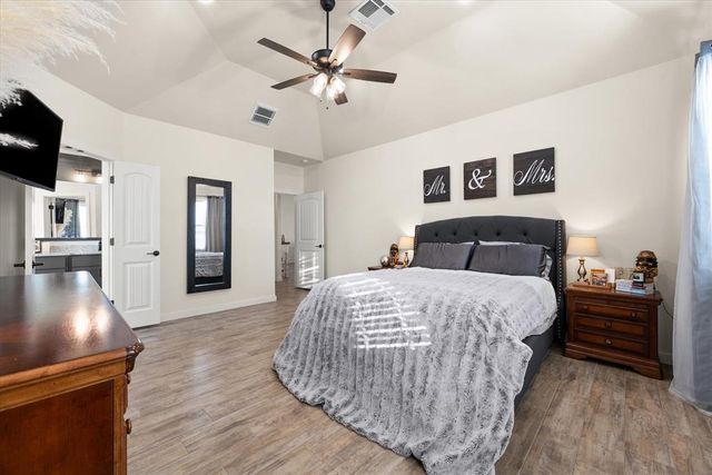 1361 Pineridge Circle, Piedmont, OK 73078