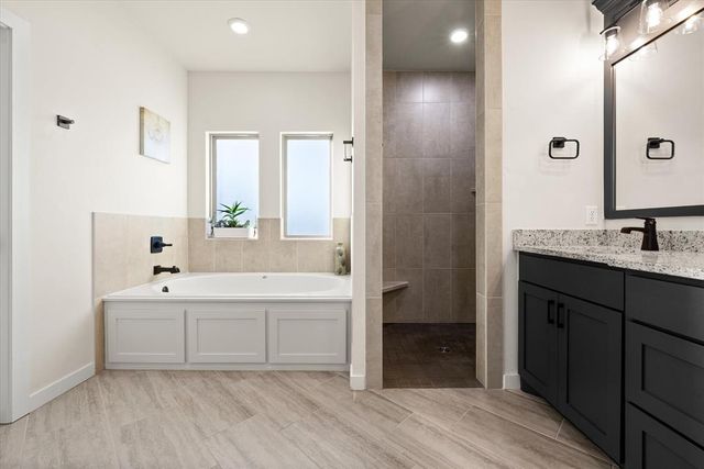 1361 Pineridge Circle, Piedmont, OK 73078