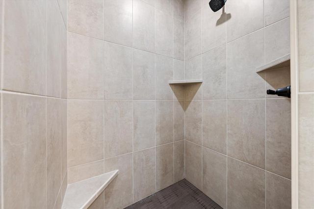 1361 Pineridge Circle, Piedmont, OK 73078