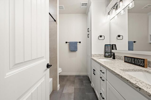 1361 Pineridge Circle, Piedmont, OK 73078