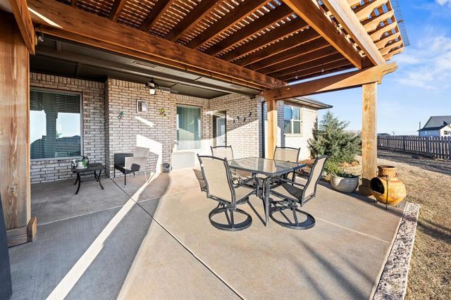 1361 Pineridge Circle, Piedmont, OK 73078