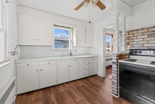 648 ROOSEVELT STREET, Neenah, WI 54956