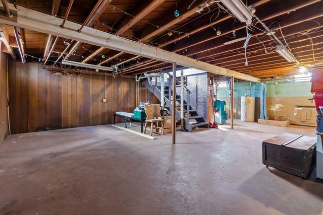 648 ROOSEVELT STREET, Neenah, WI 54956