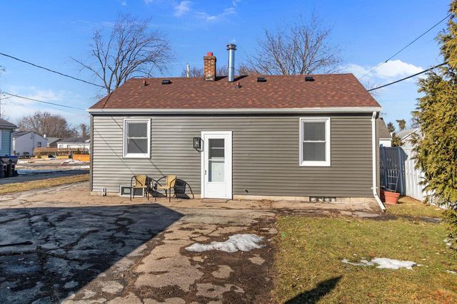 648 ROOSEVELT STREET, Neenah, WI 54956