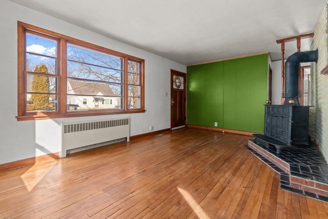 648 ROOSEVELT STREET, Neenah, WI 54956