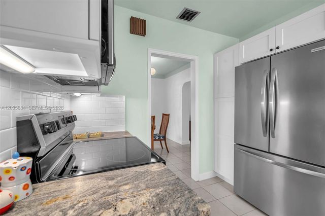 2420 SW 21st Ave, Miami, FL 33145