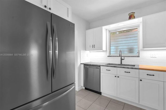 2420 SW 21st Ave, Miami, FL 33145