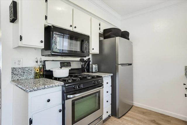 5204 Chicago Ave, Fair Oaks, CA 95628