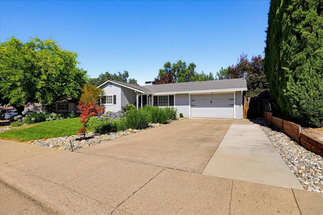 5204 Chicago Ave, Fair Oaks, CA 95628