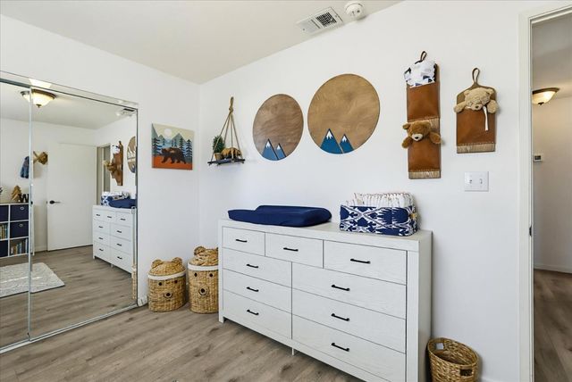 5204 Chicago Ave, Fair Oaks, CA 95628
