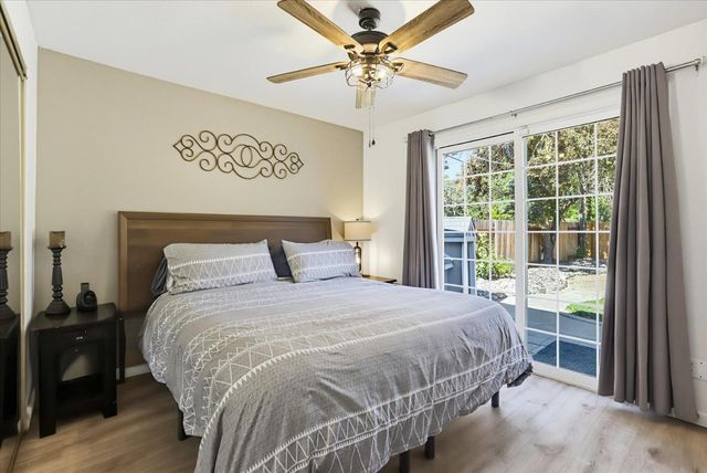 5204 Chicago Ave, Fair Oaks, CA 95628