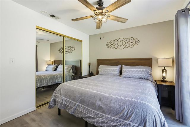 5204 Chicago Ave, Fair Oaks, CA 95628