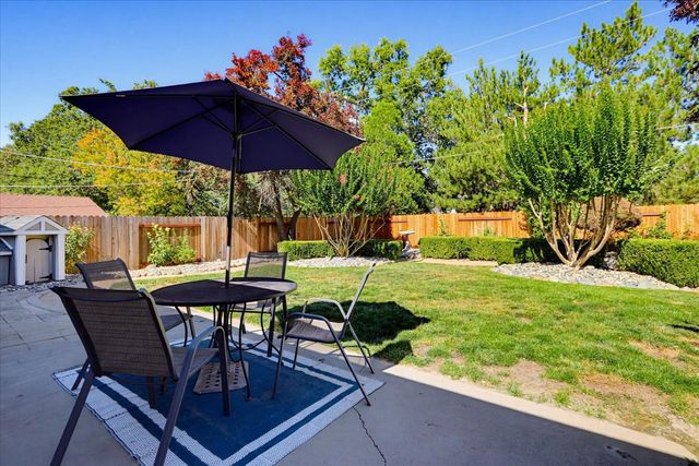 5204 Chicago Ave, Fair Oaks, CA 95628