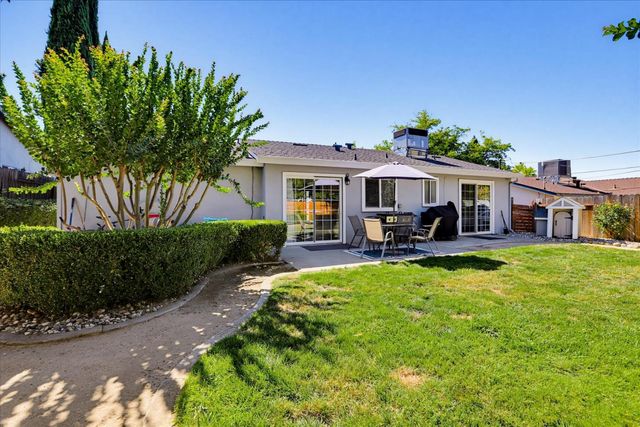 5204 Chicago Ave, Fair Oaks, CA 95628