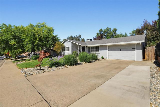 5204 Chicago Ave, Fair Oaks, CA 95628