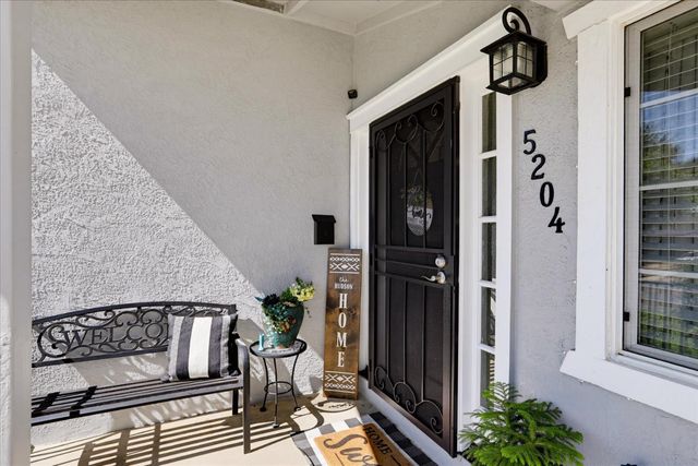 5204 Chicago Ave, Fair Oaks, CA 95628