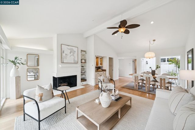 511 Rolling Hills Ln, Danville, CA 94526