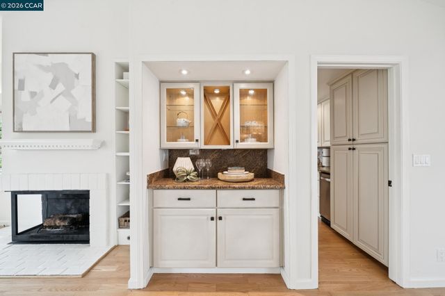 511 Rolling Hills Ln, Danville, CA 94526