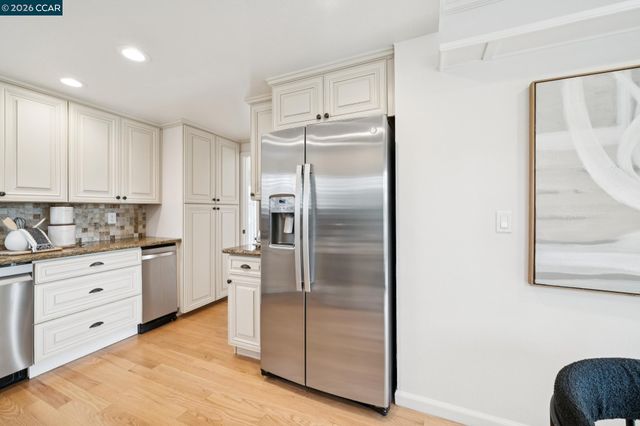 511 Rolling Hills Ln, Danville, CA 94526