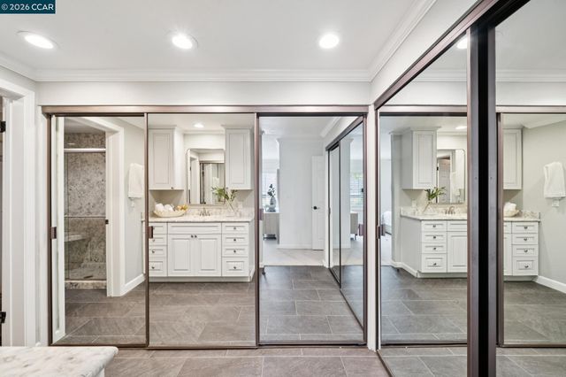 511 Rolling Hills Ln, Danville, CA 94526