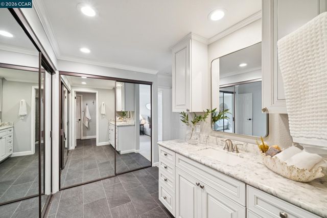 511 Rolling Hills Ln, Danville, CA 94526