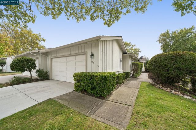 511 Rolling Hills Ln, Danville, CA 94526