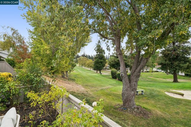 511 Rolling Hills Ln, Danville, CA 94526