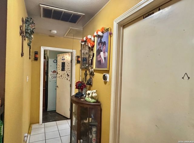 3406 REFORMA DR, San Antonio, TX 78211
