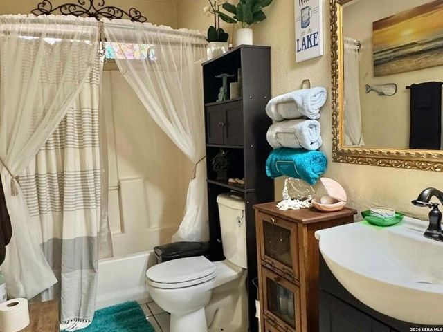3406 REFORMA DR, San Antonio, TX 78211