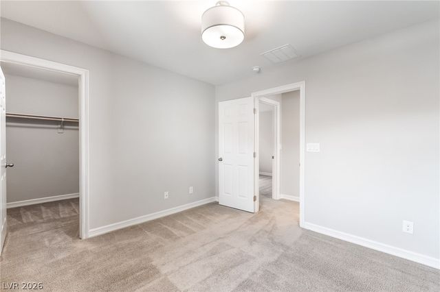 8318 Timberline Grove Avenue, Las Vegas, NV 89113