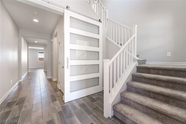 8318 Timberline Grove Avenue, Las Vegas, NV 89113