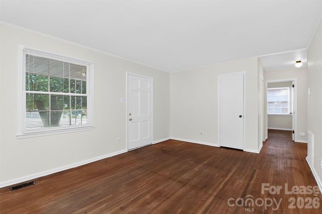 1813 Lasalle Street, Charlotte, NC 28216