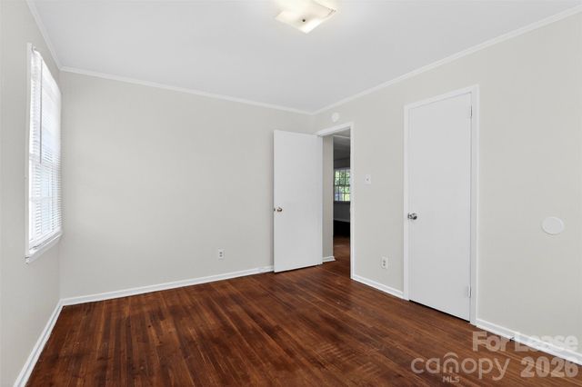 1813 Lasalle Street, Charlotte, NC 28216